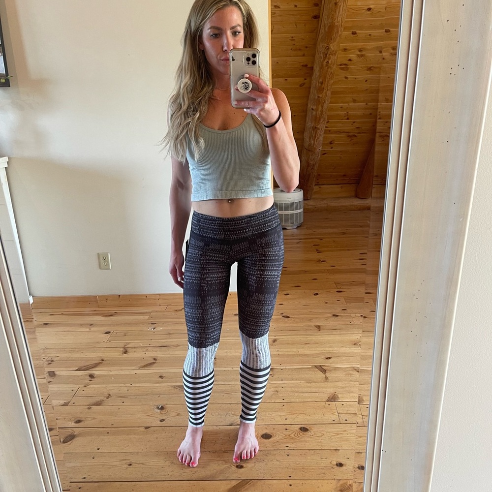 Onzie print leggings